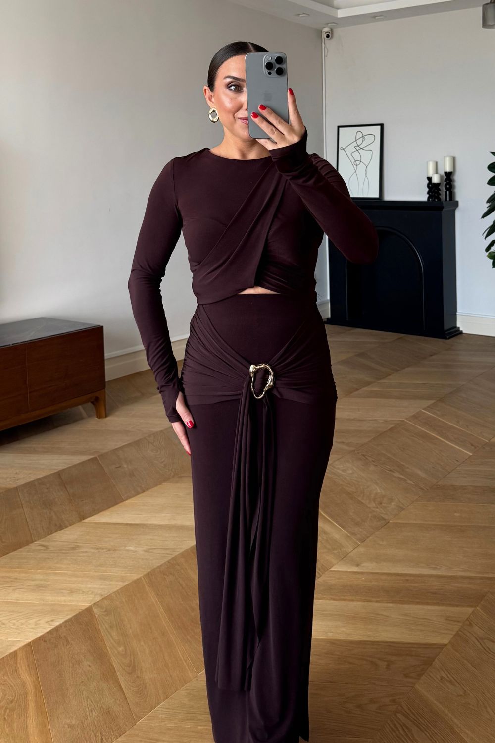 Conjunto dos piezas marrón chocolate