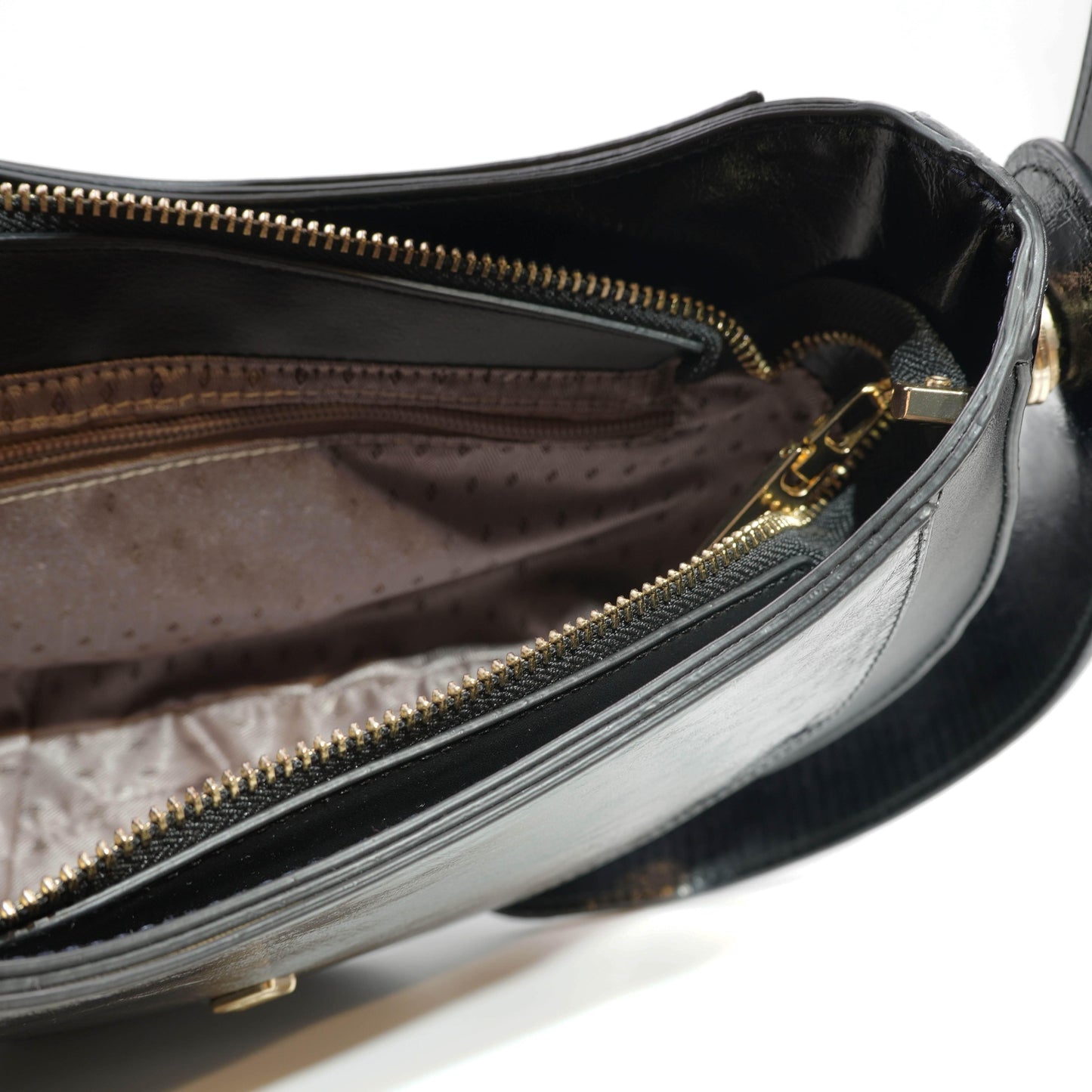 Bolso negro de piel vegana