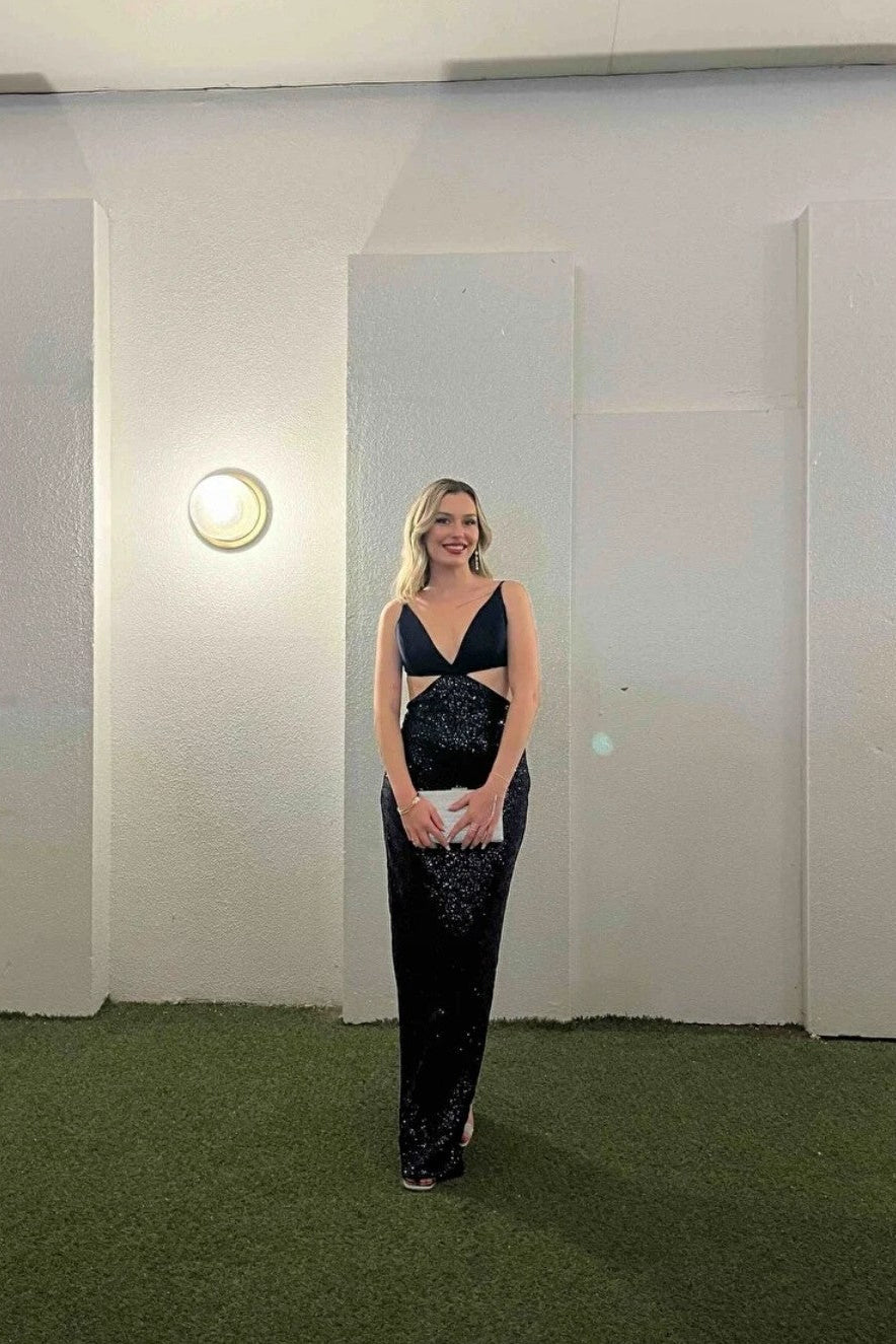 Long party dress with sequins and cut-out design