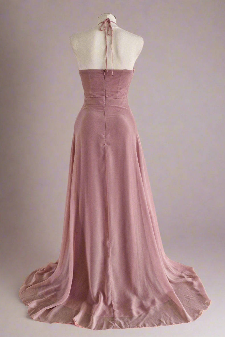 Long guest dress with pink chiffon fabric
